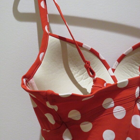 TORRID Red Polka Dot Cleavage Enhancer Tankini Swim Top Retro Pinup - Size 2X - Picture 10 of 13
